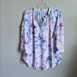 Violet & Claire Multicolor Floral Top